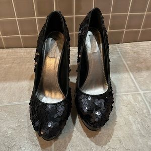 Rachel Roy sequin black pumps 5” heels